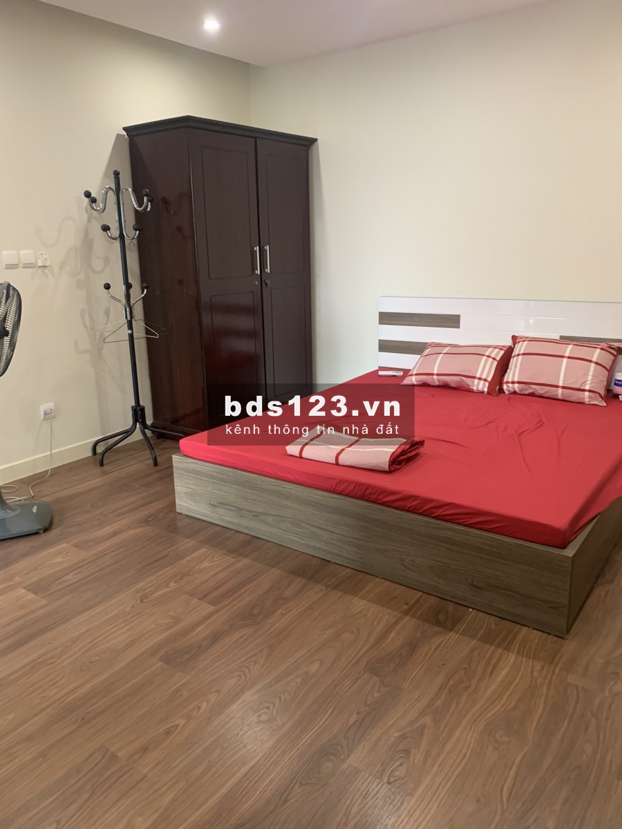 Chính chủ bán căn hộ chung cư 3 ngủ 110m giá 4 tỷ Liên hệ 0985800205