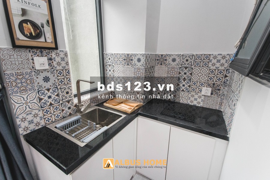 CHDV full nội thất, mới xây, ban công, ngay nga tư 7 hiền.TB