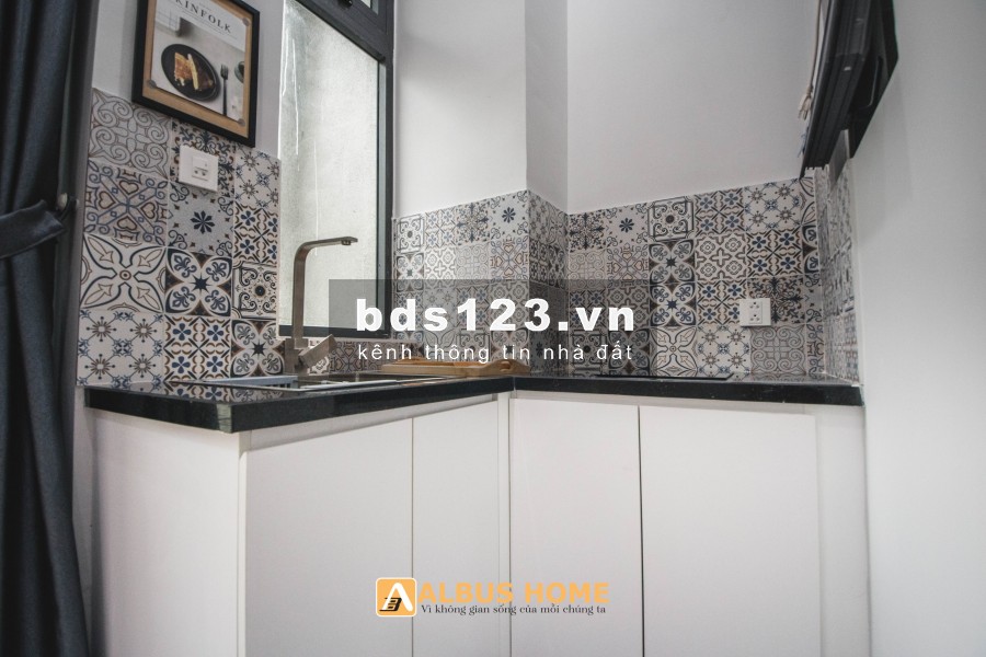 CHDV full nội thất, mới xây, ban công, ngay nga tư 7 hiền.TB