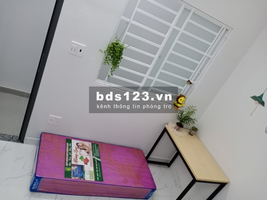 Phòng trọ có gác, Rất gần ĐH Văn Hiến