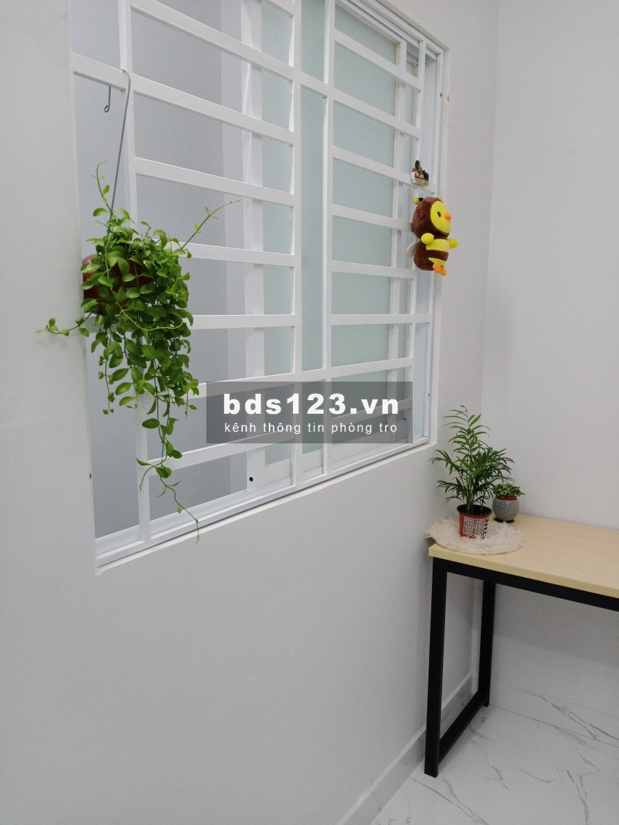 Phòng trọ có gác, Rất gần ĐH Văn Hiến