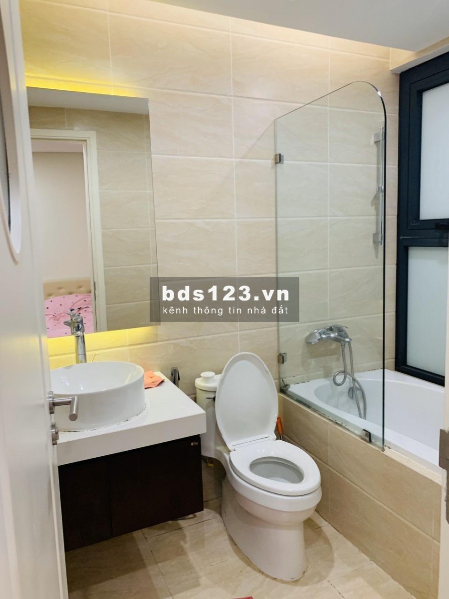 Chủ nhà bán căn 2 ngủ sổ đỏ chung cư Imperia Garden full nội thất 0985800205