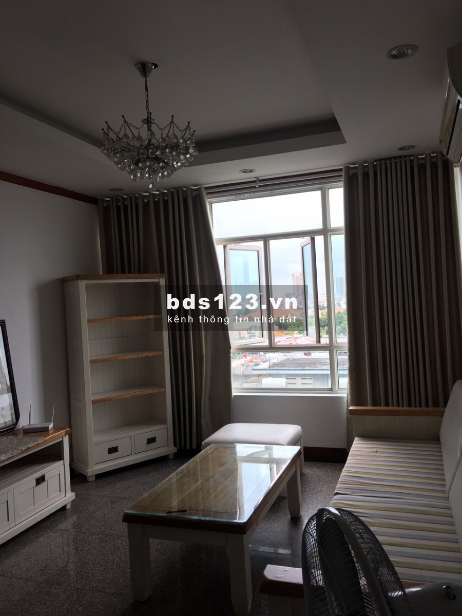 Cho thuê căn hộ Giai Việt 115m2, đầy đủ nt, view hồ bơi, Tạ Quang Bửu, P5, Q8