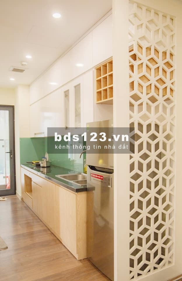 Chỉ 2.5 tỷ 74m Imperia Garden ban công Đông Nam 0985800205