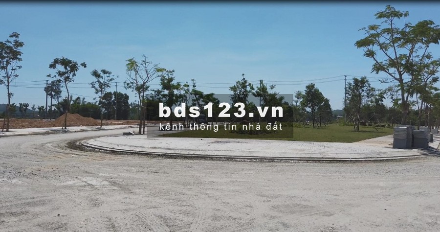 BÁN ĐẤT NỀN CHỦ ĐẦU TƯ VSIP ĐỐI DIỆN ĐIỆN LỰC SƠN TỊNH- TỊNH PHONG