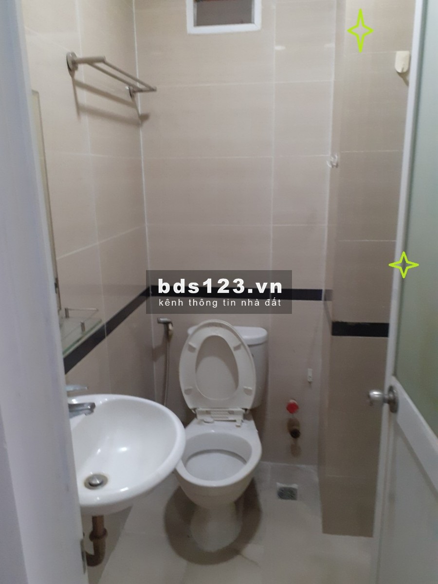 Nhà mới MT Lê Quốc Trinh 2L, 3PN, 2WC full ML