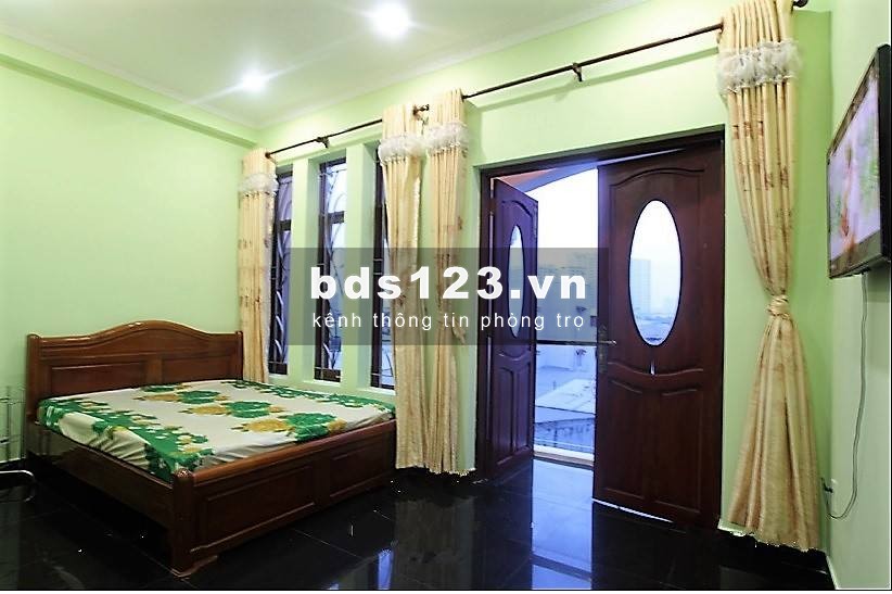 Cho thuê căn hộ mini 25m2, full nội thất, toilet riêng, ban công view sông, giờ giấc tự do, ngay cầu Nguyễn Văn Cừ, quận 8