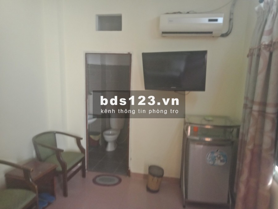 PHÒNG NỘI THẤT SẠCH ĐẸP MÁT MẺ NGAY GẦN NGUYỄN VĂN TRỖI
