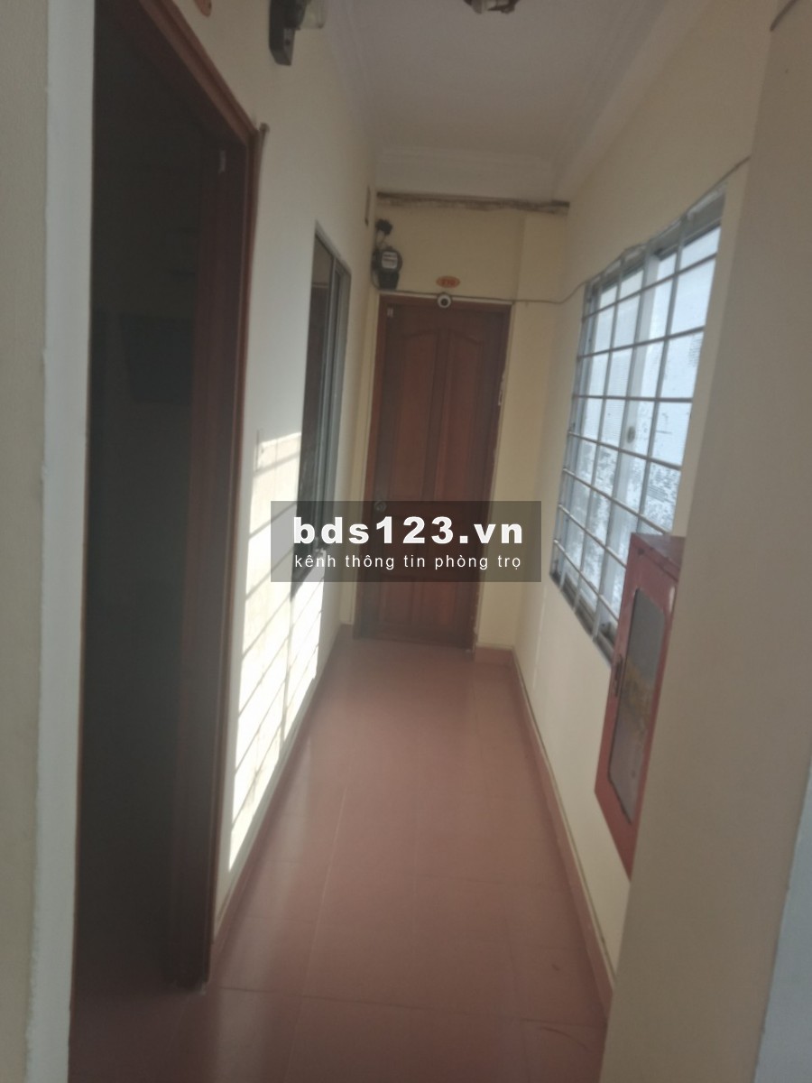 PHÒNG KHÁCH SẠN, FULL NỘI THẤT 3,3TR NGAY NGÃ 4 PHÚ NHUẬN