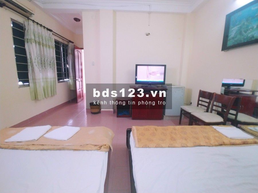 PHÒNG KHÁCH SẠN, FULL NỘI THẤT 3,3TR NGAY NGÃ 4 PHÚ NHUẬN