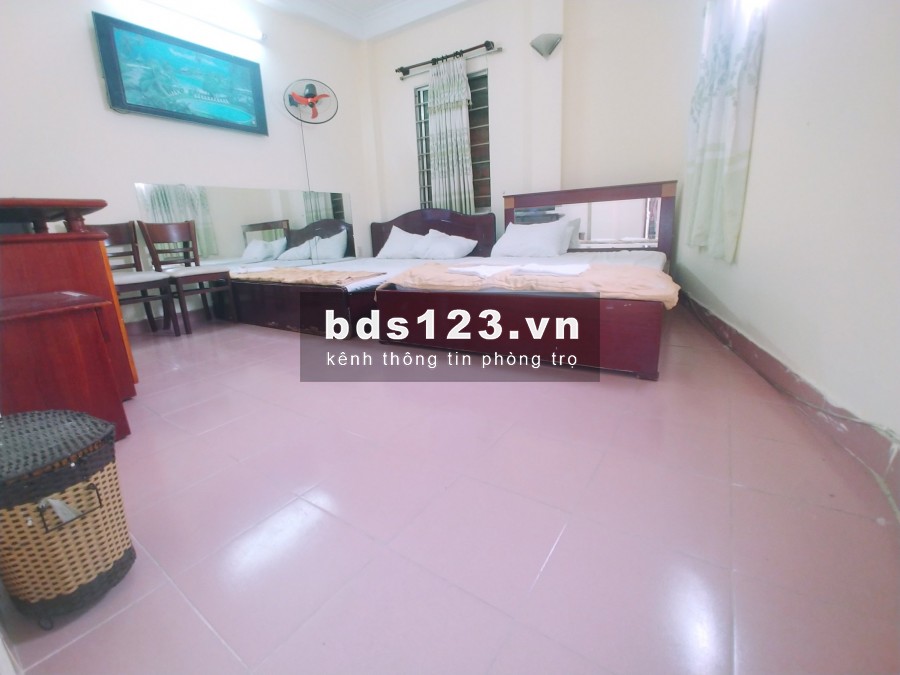 PHÒNG KHÁCH SẠN, FULL NỘI THẤT 3,3TR NGAY NGÃ 4 PHÚ NHUẬN