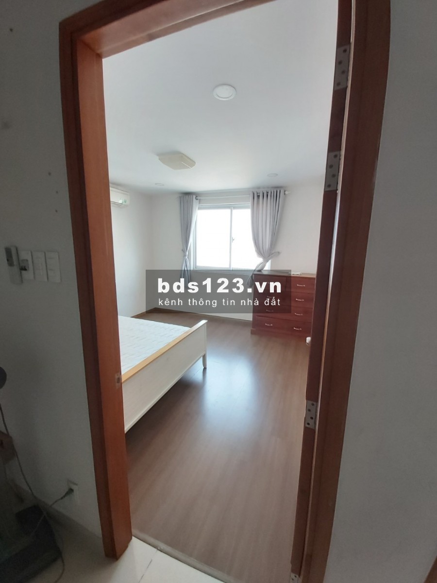 Căn hộ SAMLAND AIRPORT Nguyên Hồng Gò Vấp 70m2 2pn 2wc có nội thất Giá 11Tr, Lh 0906887586 Quân