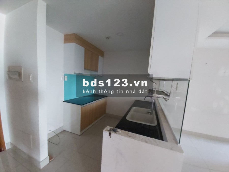 Căn hộ SAMLAND AIRPORT Nguyên Hồng Gò Vấp 70m2 2pn 2wc có nội thất Giá 11Tr, Lh 0906887586 Quân