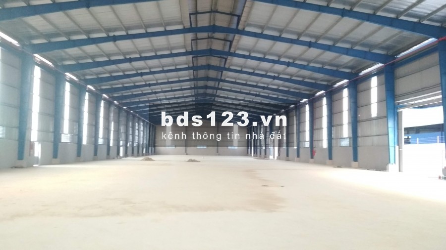 CHO THUÊ NHÀ XƯỞNG MỚI 5.658M2 GẦN MẶT TIỀN ĐƯỜNG LỚN CÁCH QUỐC LỘ 1A 180M, QUẬN 12
