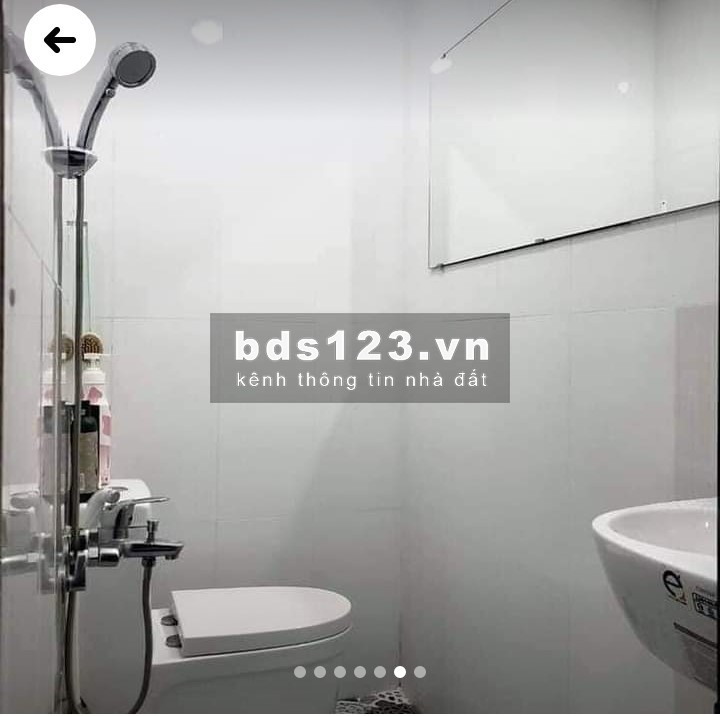Nhà rẻ Quận 4 cho gia đình, 42m2 lô góc 3 tầng 4 phòng ngủ giá chỉ 3.35 tỉ