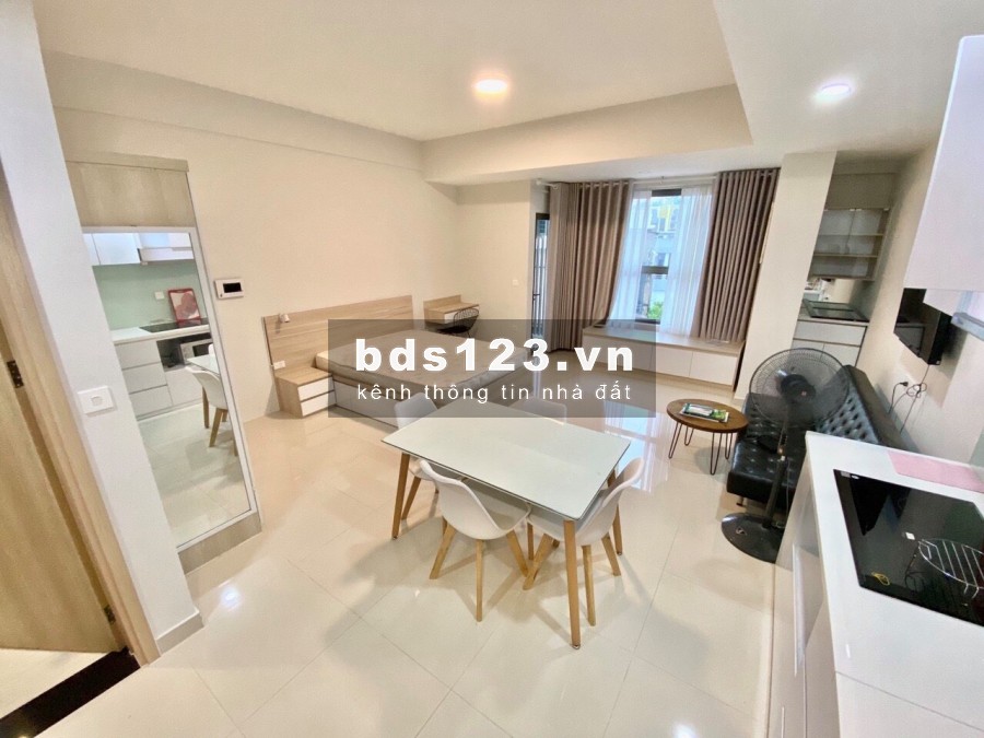 Căn hộ 2PN-2WC-80m2 chung cư Carillon quận Tân Bình cho thuê giá chỉ 13tr/th full nội thất, lầu cao view hướng đông thoáng mát