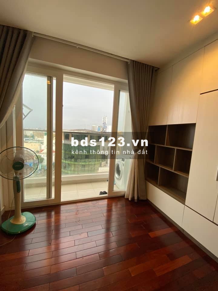 Cho thuê căn hộ Officetel-36m2 chung cư Sky Center Phổ Quang giá…