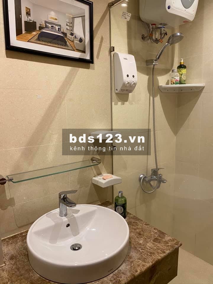 Cho thuê căn hộ Officetel-36m2 chung cư Sky Center Phổ Quang giá…