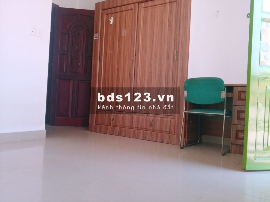 PHÒNG BAN CÔNG SẠCH ĐẸP THOÁNG MÁT TIỆN NGHI GẦN CẦU CÔNG LÝ