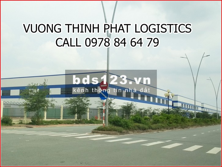 Cần cho thuê kho xưởng đường Hồ Văn Long, Bình Tân, diện tích 3.100m2, giá tốt khu Bình Tân