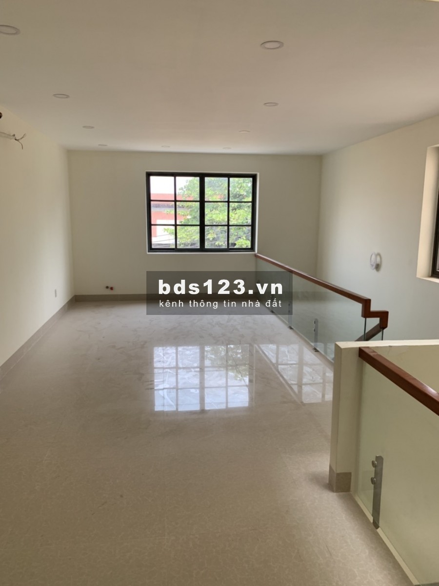 Cho thuê nhà nguyên căn CItyland Park Hills trệt 4 lầu đối diện chung cư