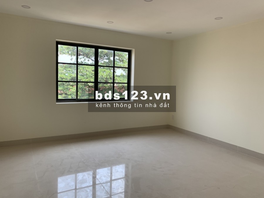 Cho thuê nhà nguyên căn CItyland Park Hills trệt 4 lầu đối diện chung cư