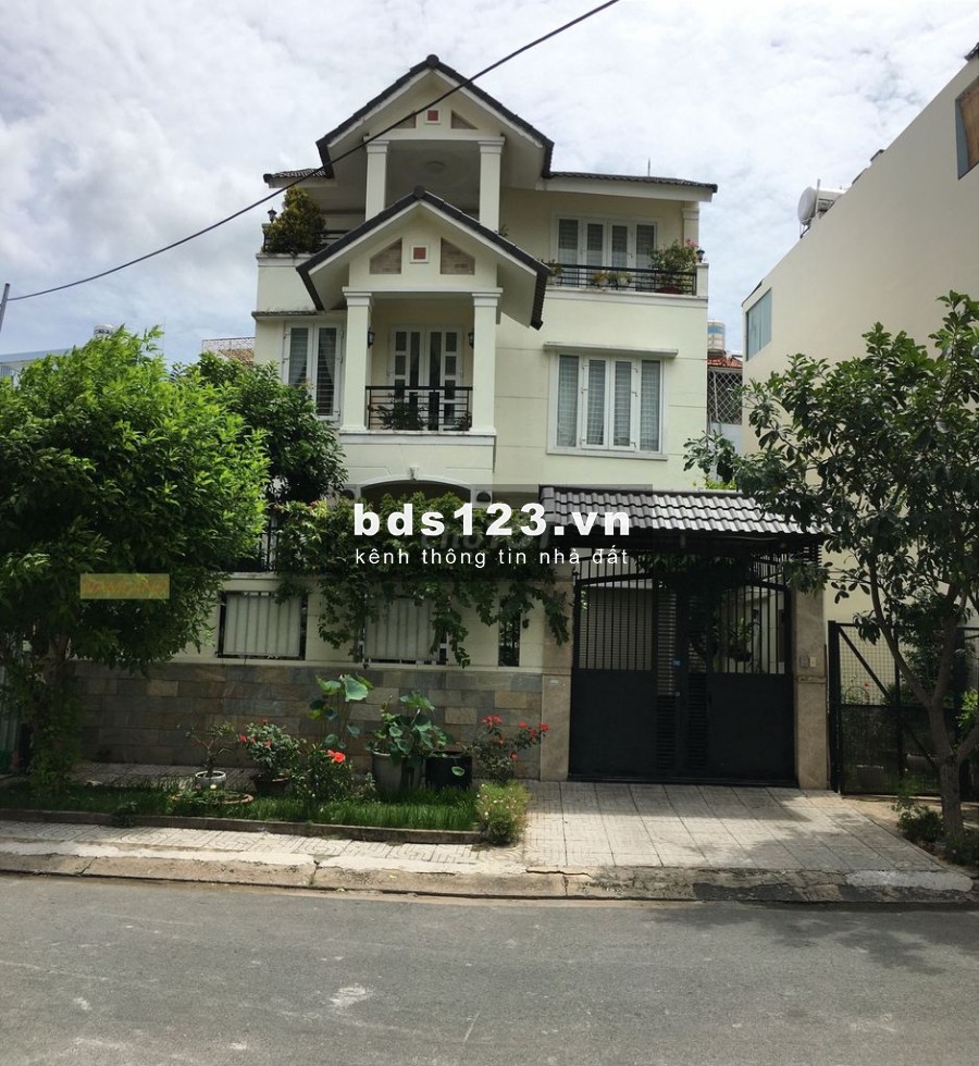 Cho thuê Villa Hầm 2 lầu 10x20m Đường 17 An Phú Quận 2 MS:711