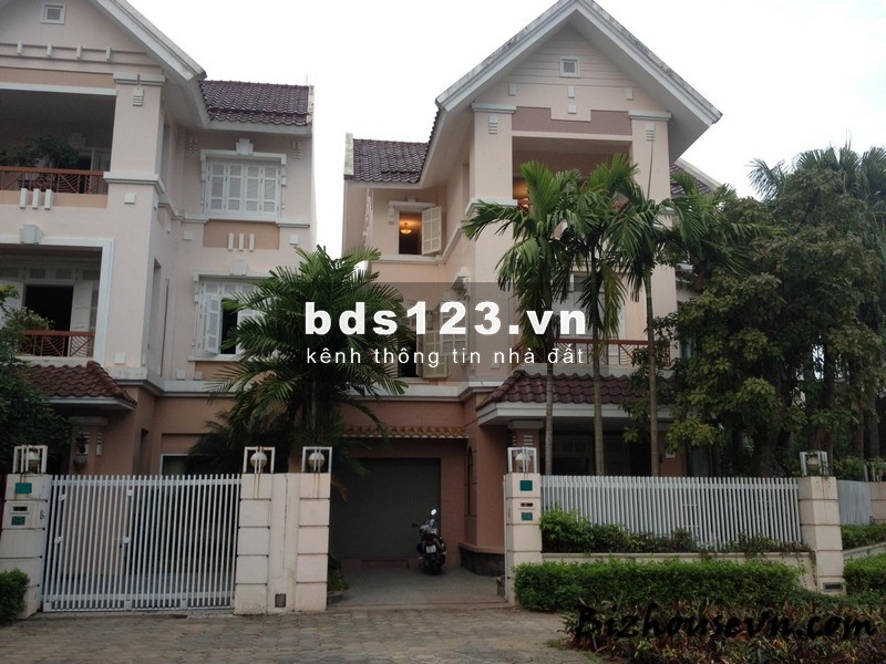 Cho thuê Biệt thự sân rộng trệt 2 lầu 180m2 Thảo điền Quận 2