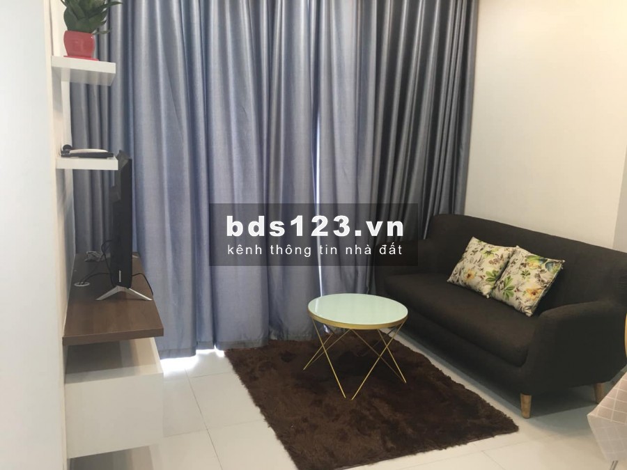 Cho thuê căn hộ 2PN- 2WC -75m2 chung cư Orchard Park View đường Hồng Hà giá chỉ 15tr/th bao phí QL