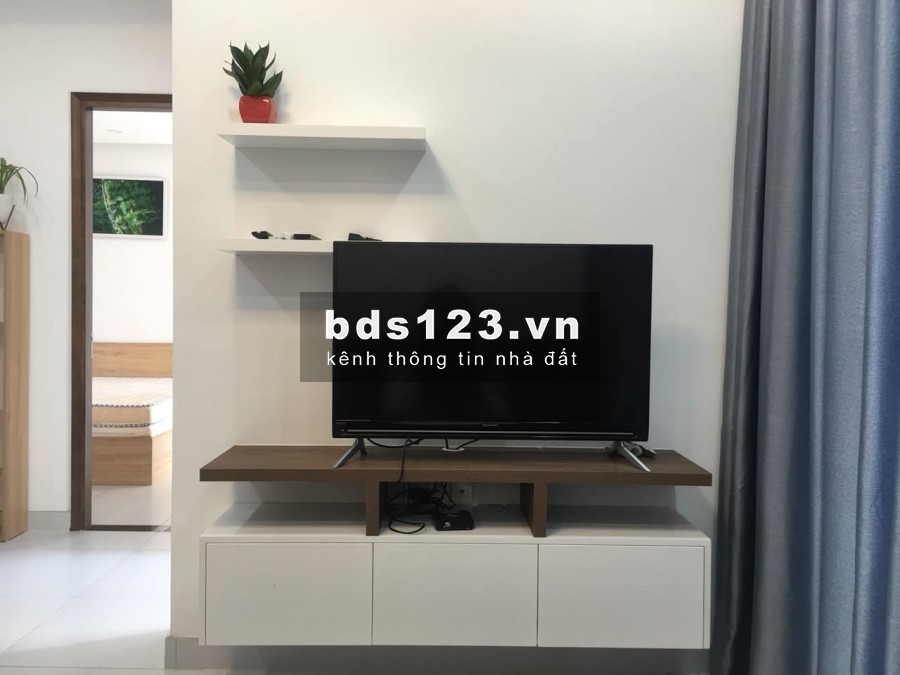 Cho thuê căn hộ 2PN- 2WC -75m2 chung cư Orchard Park View đường Hồng Hà giá chỉ 15tr/th bao phí QL