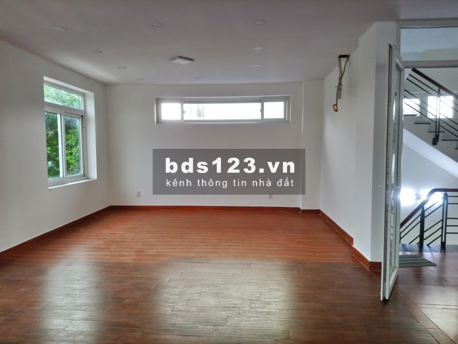 Nhà VP+Ở Nguyễn Qúy Đức 5x20m hầm 3 lầu 4P