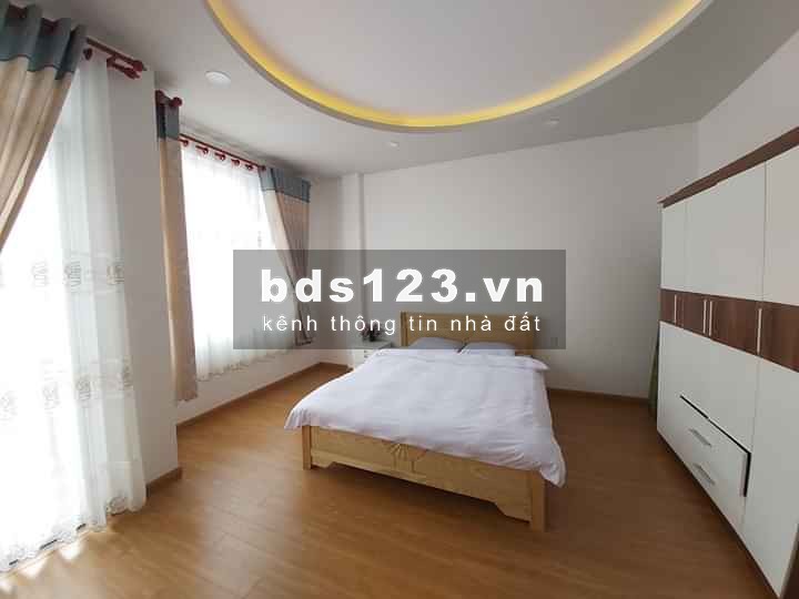 Nhà MT=trệt 2 lầu 4PN 6x27m Thảo Điền