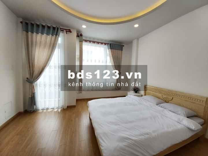 Nhà MT=trệt 2 lầu 4PN 6x27m Thảo Điền