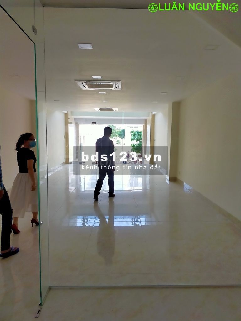 Cho Thuê Nhà VP 350m2 hầm 4 sàn trống suốt trần lựu An Phú Quận 2