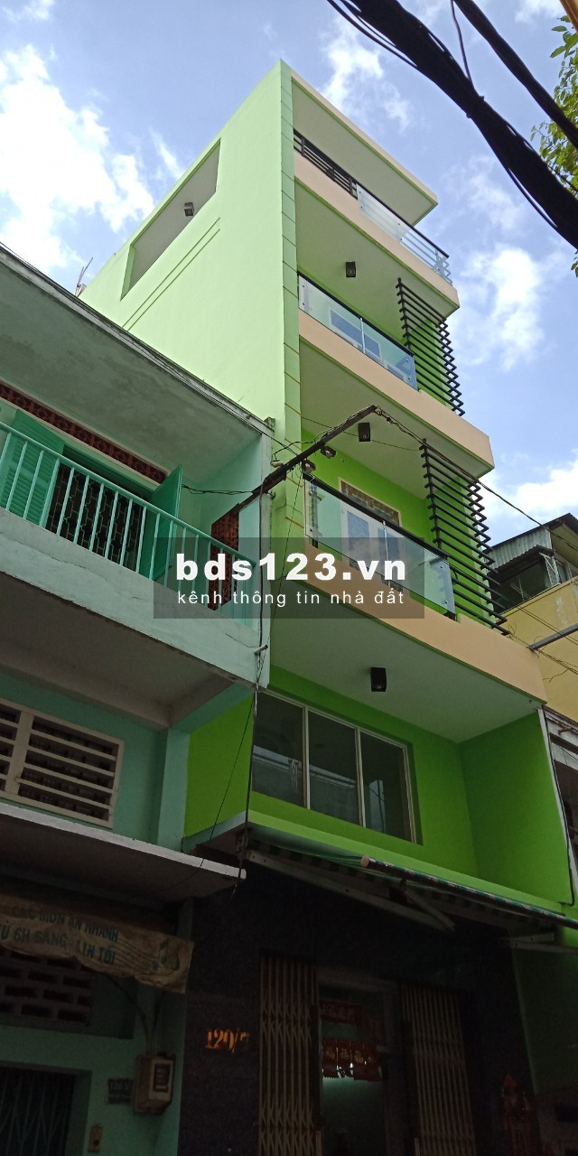 PHÒNG BAN CÔNG ĐẸP SẠCH SẼ MÁT MẺ GẦN 3/2 VÀ XÓM ĐẤT