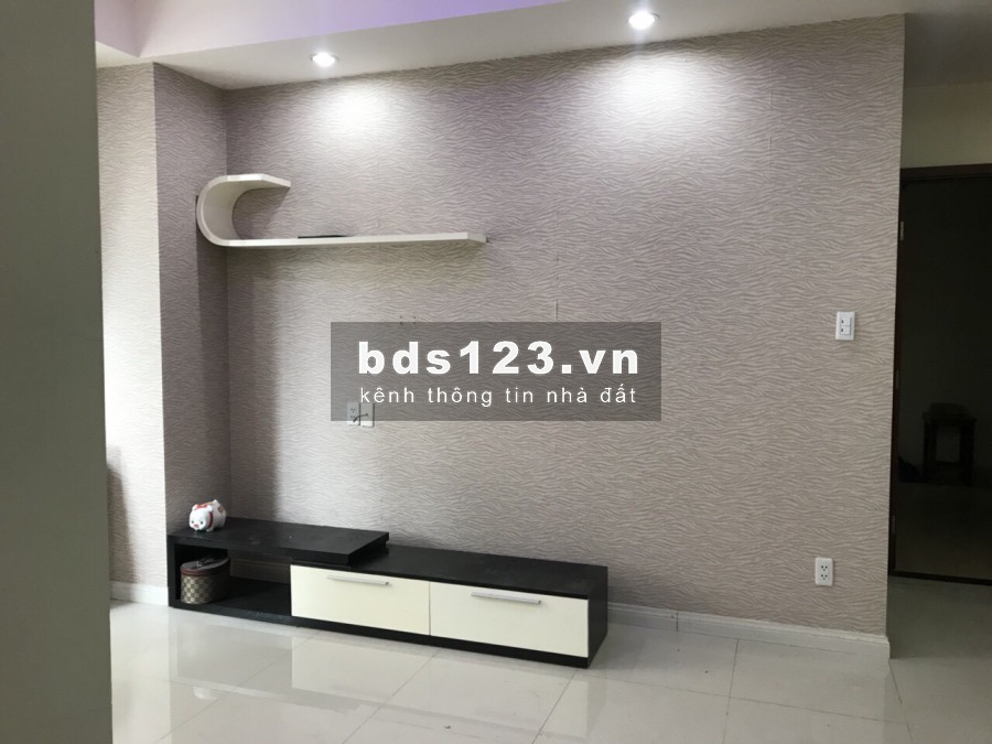 Thuê căn hộ Cộng Hòa Plza, 2 phòng ngủ/2WC đủ tiện nghi 11.5 Triệu / Tháng Tel 0942*811*343 Tony đi xem ngay (Giá cực tốt trong tháng)