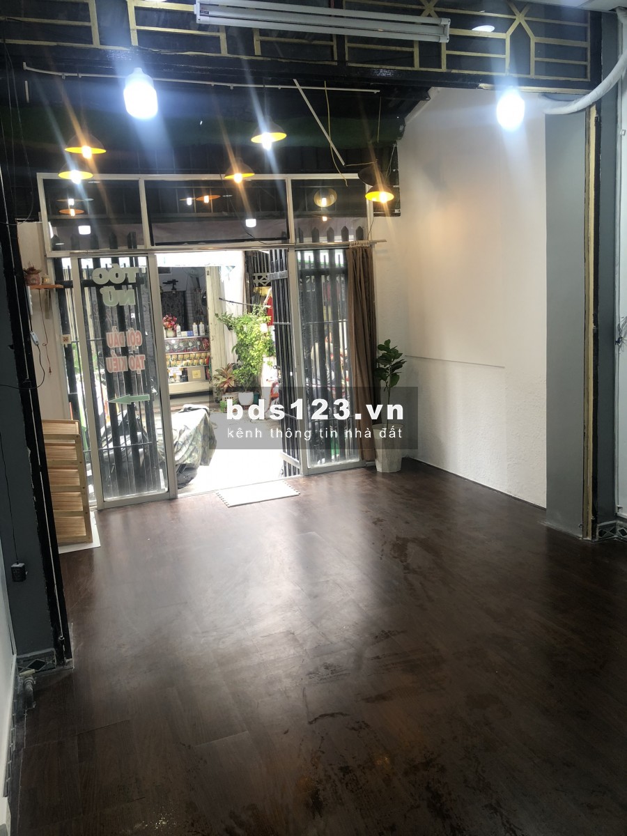 Mặt bằng Q10, chợ Hoa Hồ Thị Kỷ 32m2 kinh doanh tự do