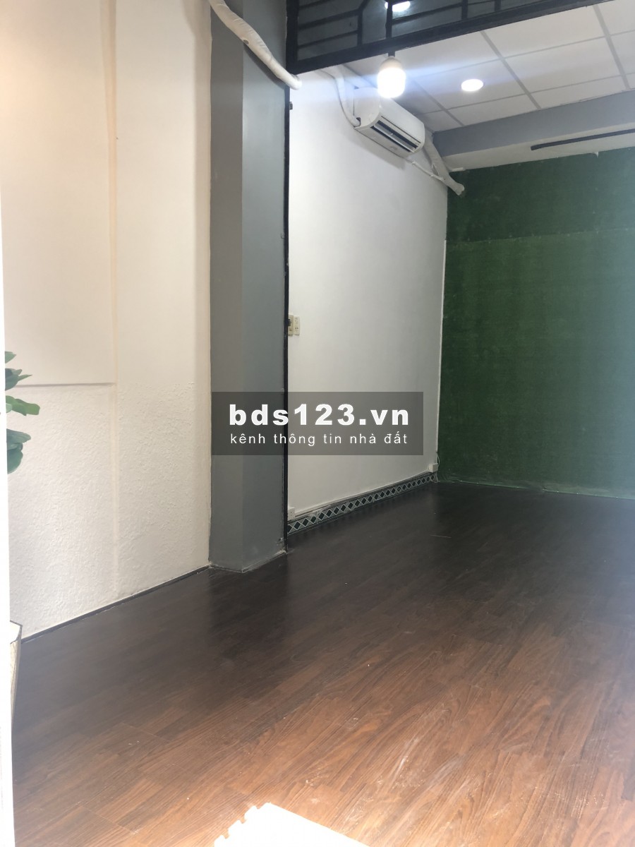 Mặt bằng Q10, chợ Hoa Hồ Thị Kỷ 32m2 kinh doanh tự do