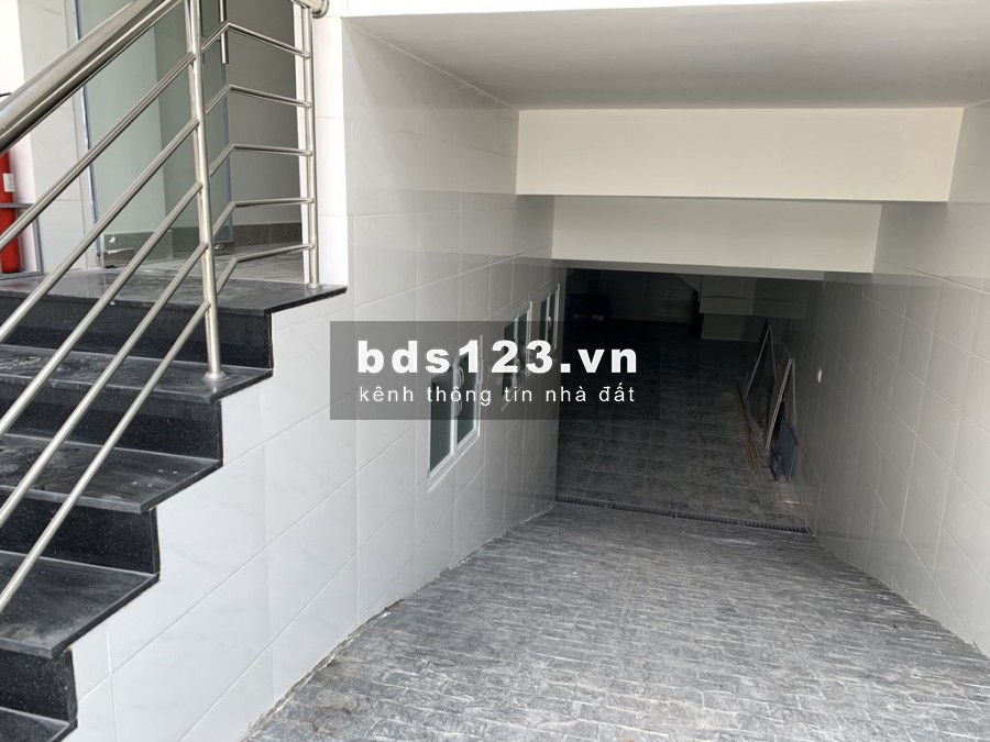 Cho Thuê Nhà VP 350m2 hầm 4 sàn trống suốt trần lựu An Phú Quận 2 MS:567