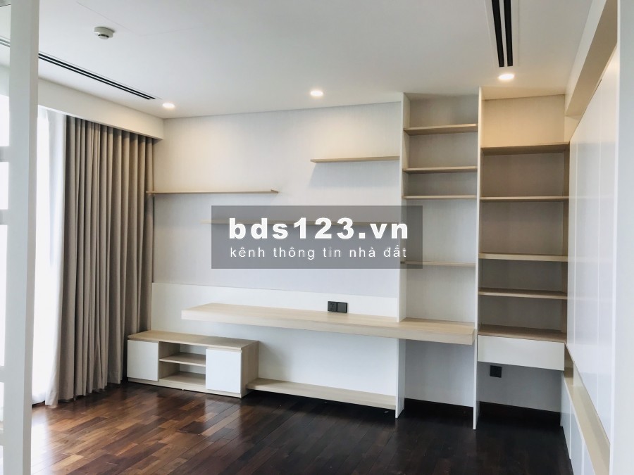 CHO THUÊ CĂN HỘ AQUACENTRAL SỐ 44 YÊN PHỤ DT 120M2 3 NGỦ FULL ĐỒ GIÁ 32TR/THÁNG LH 0969866063