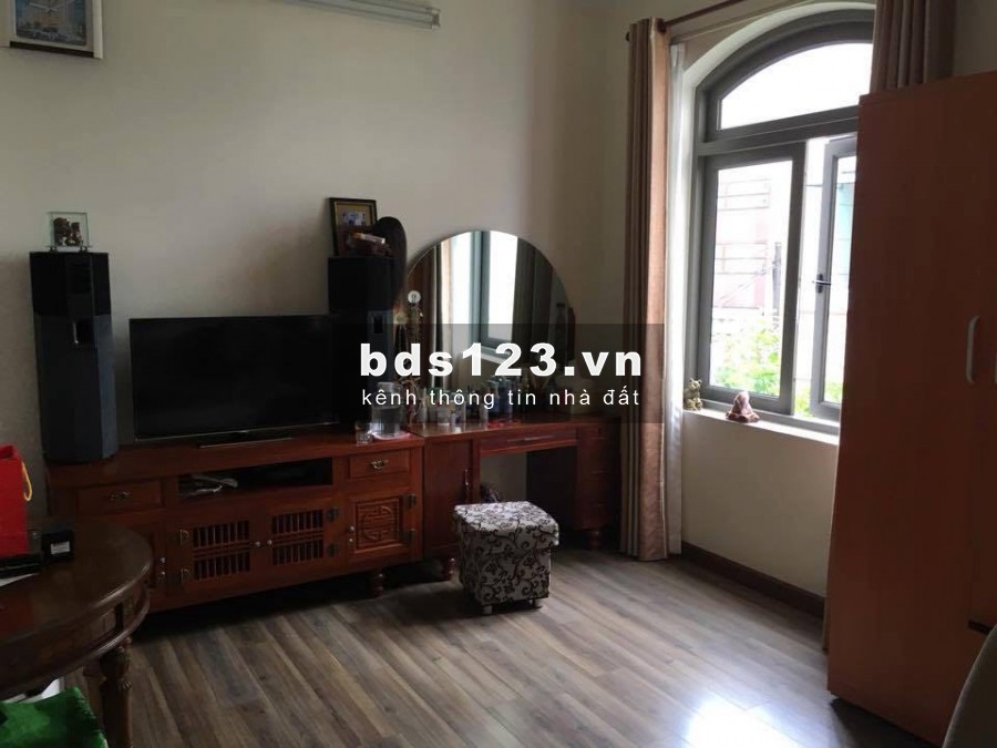 Bán gấp nhà 40m2, 3PN, giá 3.8 tỷ, Hòa Bình, phường 5, Quận 11