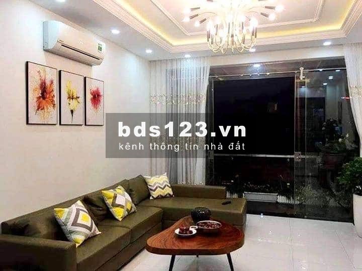 Bán gấp nhà 40m2, 3PN, giá 3.8 tỷ, Hòa Bình, phường 5, Quận 11
