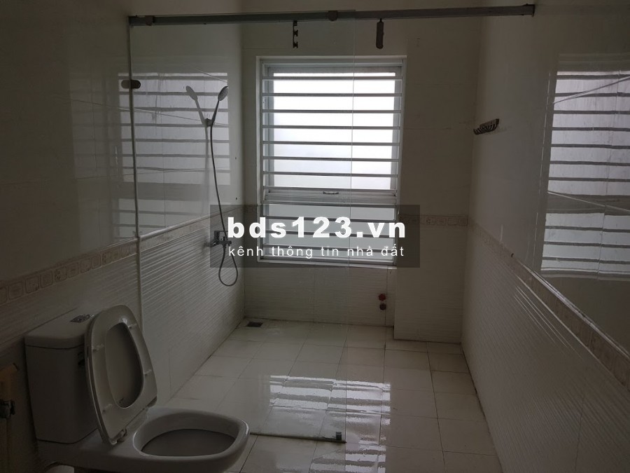 Cho thuê Biệt thự hầm 3 lầu 12x20m Cao Đức Lân An Phú Quận 2 MS:540