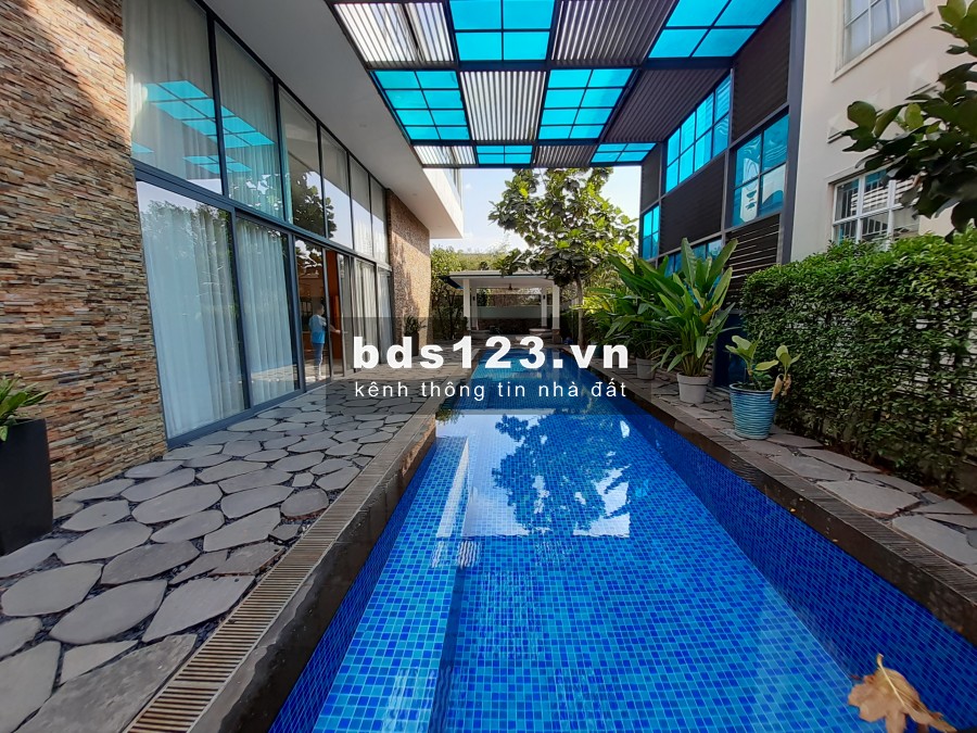 Cho Thuê Villa 631m2 hồ bơi sân vườn Nguyễn văn hưởng Thảo điền Quận 2 MS:345