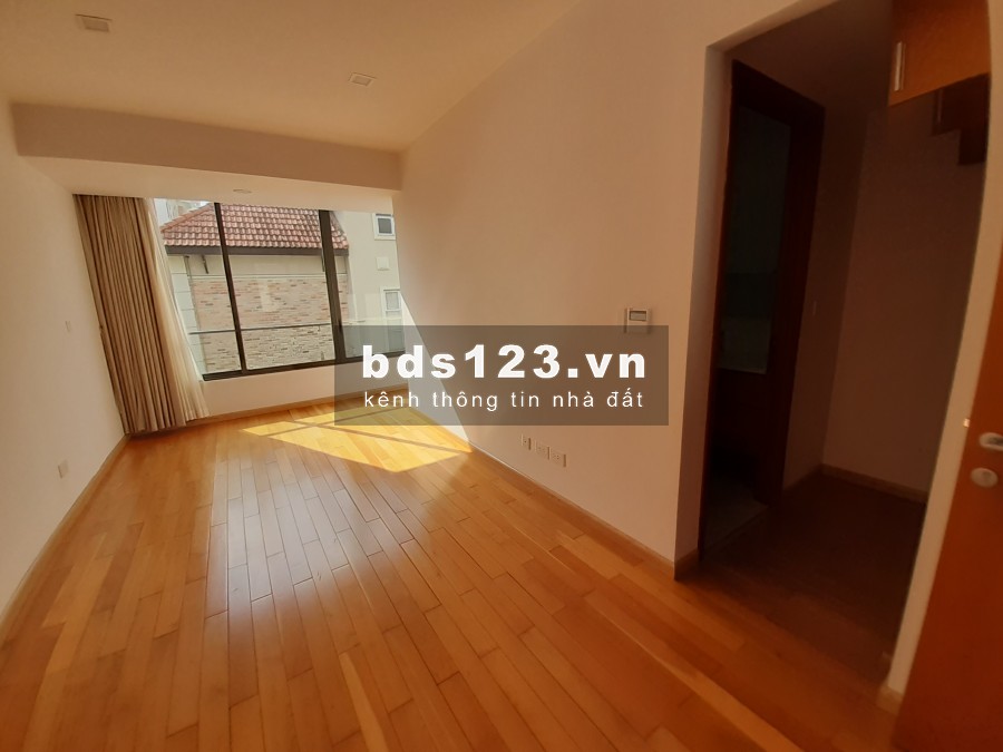 Cho Thuê Villa 631m2 hồ bơi sân vườn Nguyễn văn hưởng Thảo điền Quận 2 MS:345