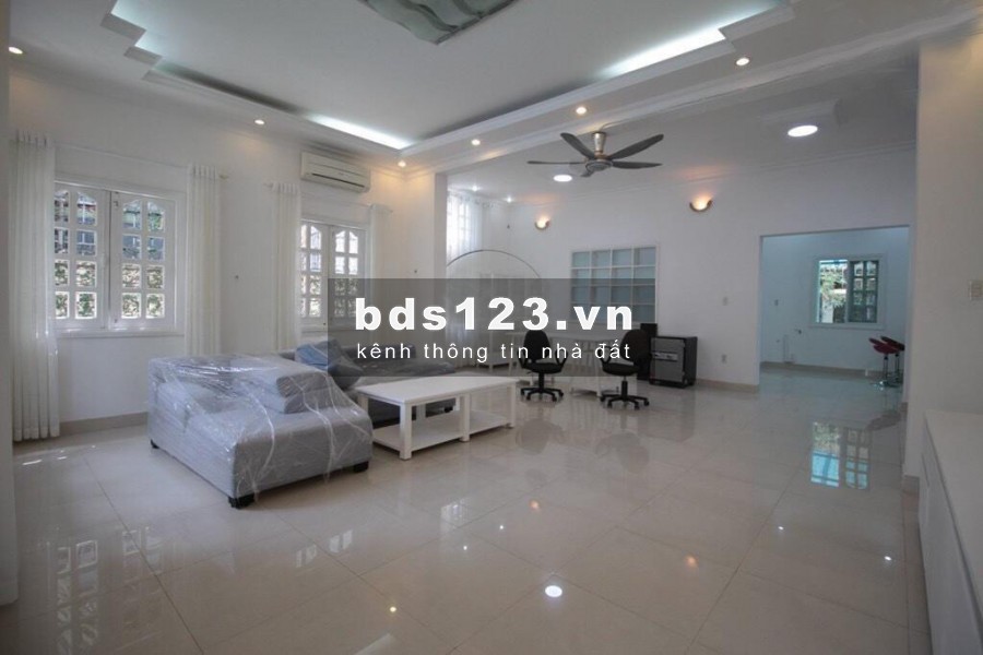 Cho thuê Villa Hiện đại hồ bơi sân vườn 400m2 Quốc hương Thảo điền Quận 2 MS:224