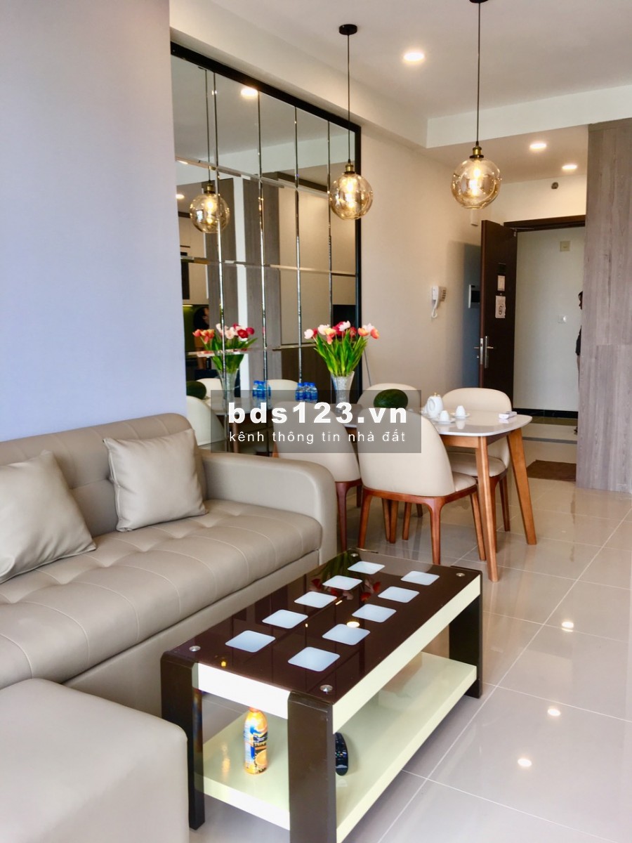 Cho thuê gấp CH Sunrise DT 70m2 2PN 2WC, full nội thất view sông,giá 12tr/tháng 0938011552