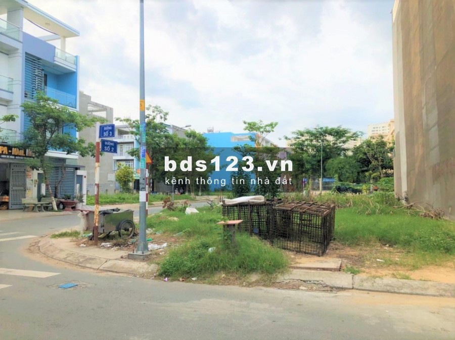 TÔI CHÍNH CHỦ CẦN BÁN 300m2 NỀN THỔ CƯ, GIÁ RẺ TẠI MẶT TIỀN ĐƯỜNG SỐ 7 .QUẬN BÌNH TÂN .TPHCM