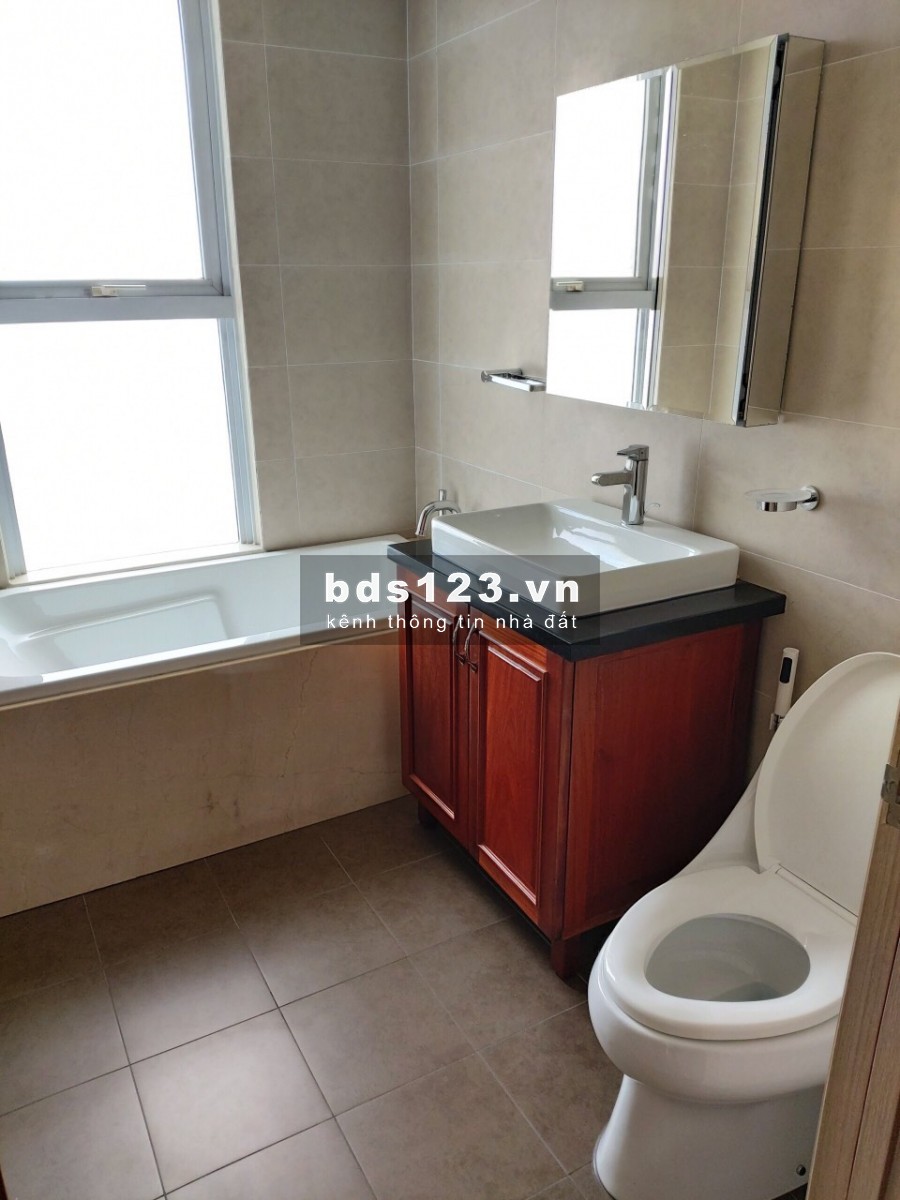 Cực Sốc ! Thuê căn hộ 3 phòng ngủ Prince Residence diện tích 110m2 có nội thất 19 Triệu Tel 0942.811.343 đi xem ngay