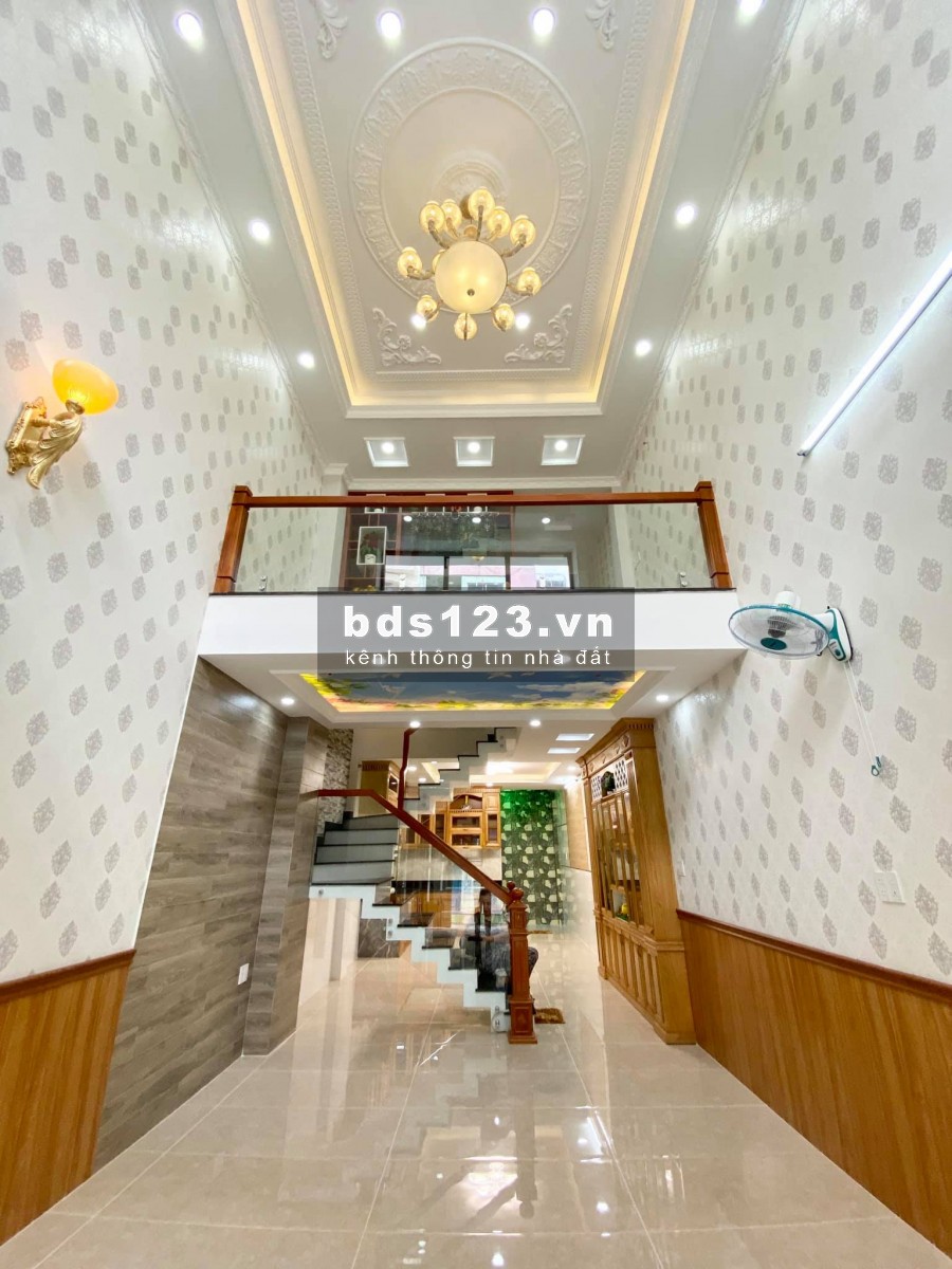 Bán nhà phố xây mới 100% đường Huỳnh Văn Nghệ, P15, Q.Tân Bình, TPHCM